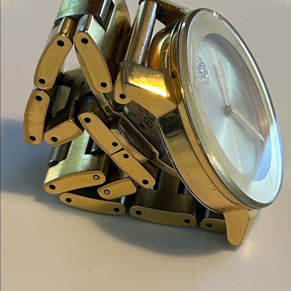 Movado Bold Collection Crystal Gold-Ion Plated Stainless Watch Crystal Detail - Picture 13 of 14